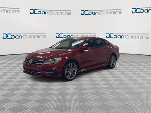 2018 Volkswagen Passat 2.0T R-Line