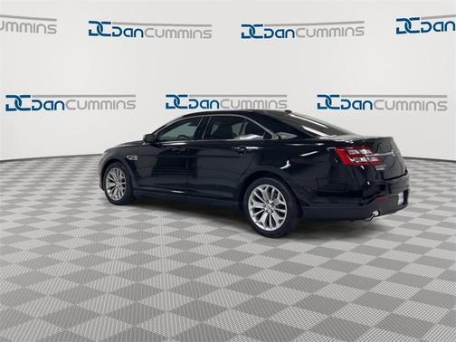 2018 Ford Taurus Limited