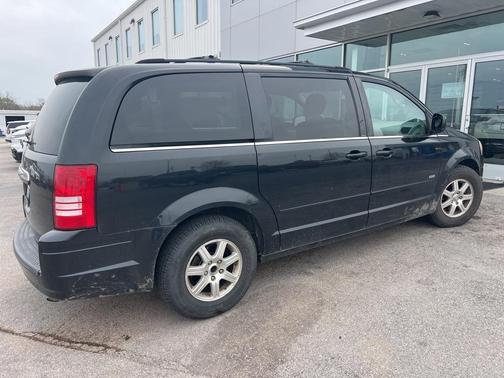 2008 Chrysler Town & Country Touring