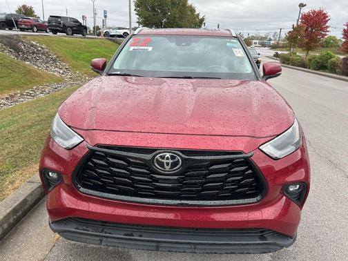 2022 Toyota Highlander XLE