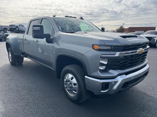 2026 Chevrolet Silverado 3500 LT