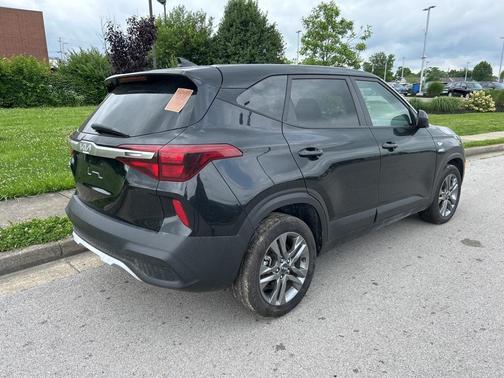2023 Kia Seltos LX