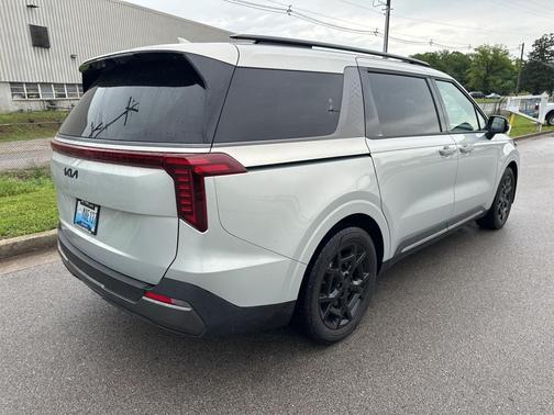 2025 Kia Carnival SX Prestige