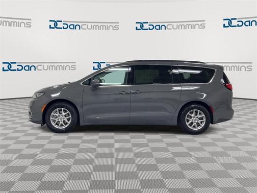 2022 Chrysler Pacifica Touring-L