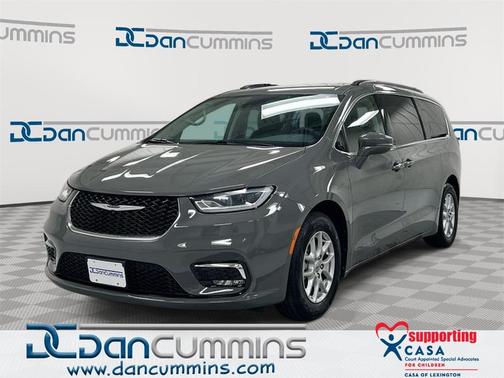 2022 Chrysler Pacifica Touring-L