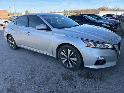 2020 Nissan Altima 2.5 SV