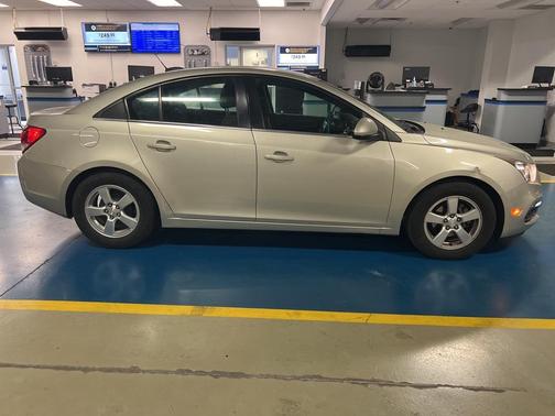 2015 Chevrolet Cruze 1LT