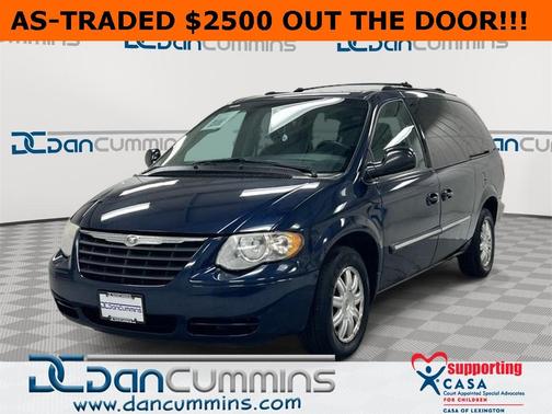 2005 Chrysler Town & Country Touring