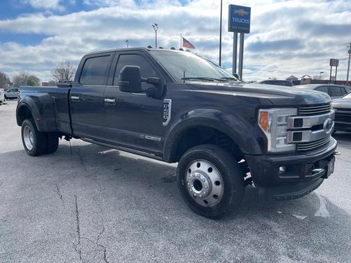 2018 Ford F-450 LIMITED