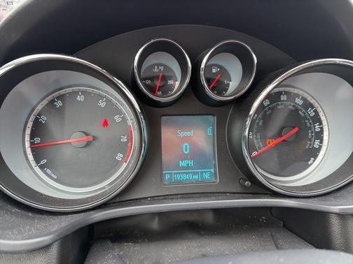 2012 Buick Regal Premium 1