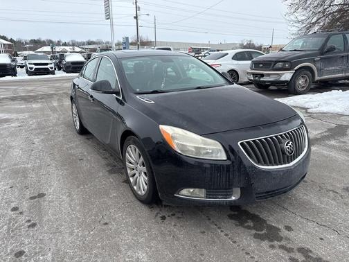2012 Buick Regal Premium 1