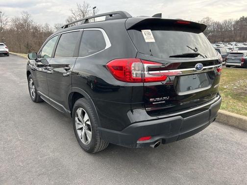 2023 Subaru Ascent Premium 8-Passenger