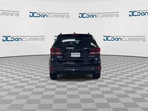 2018 Dodge Journey Crossroad