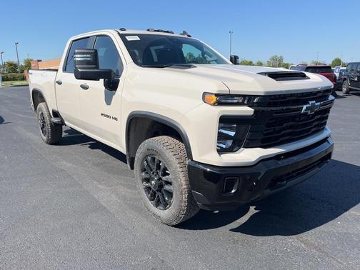 2026 Chevrolet Silverado 2500 Custom