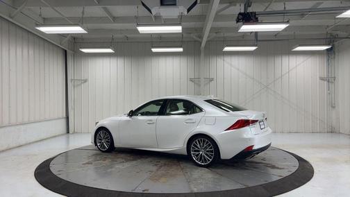 White 2018 Lexus IS 300 Base