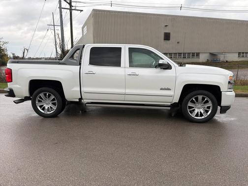 2017 Chevrolet Silverado 1500 High Country