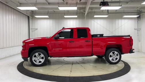 2018 Chevrolet Silverado 1500 Custom
