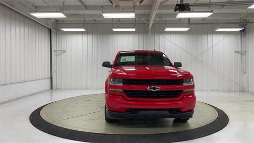 2018 Chevrolet Silverado 1500 Custom