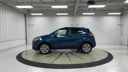 Photo 5 of 27 of 2019 Buick Encore Preferred