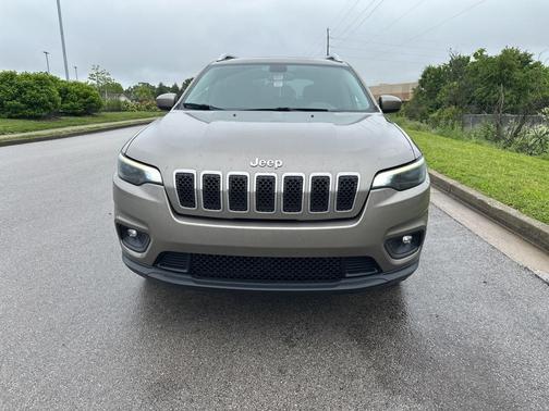 2019 Jeep Cherokee Latitude