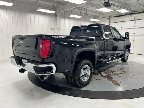 2026 Chevrolet Silverado 3500 LT