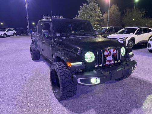 2020 Jeep Gladiator Overland