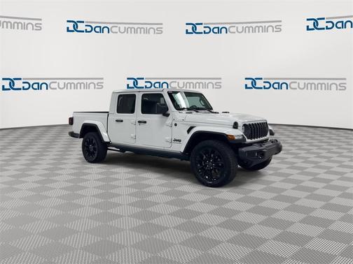 2024 Jeep Gladiator Nighthawk