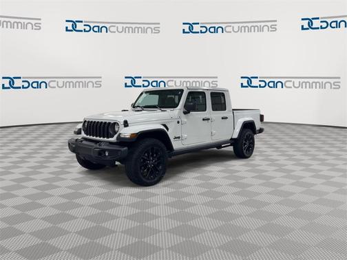 2024 Jeep Gladiator Nighthawk