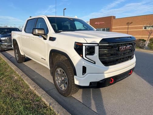 2025 GMC Sierra 1500 AT4