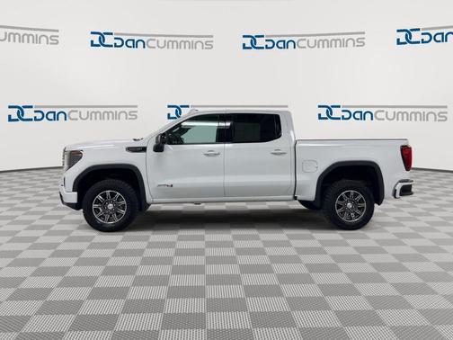 Summit White 2025 GMC Sierra 1500 AT4
