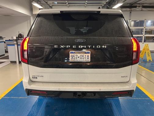 2025 Ford Expedition Max Active