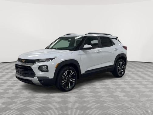 Summit White 2023 Chevrolet Trailblazer LT