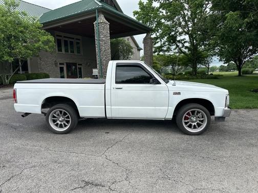 1987 Chevrolet S-10 EL