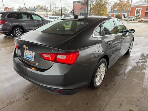 2017 Chevrolet Malibu 1LT