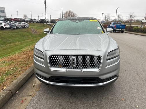 2021 Lincoln Nautilus Reserve