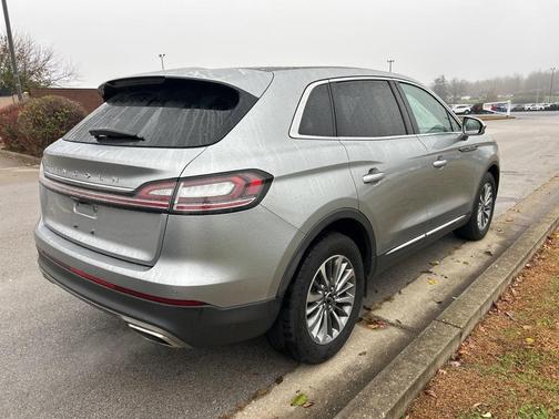 2021 Lincoln Nautilus Reserve