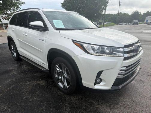 Blizzard Pearl 2019 Toyota Highlander Hybrid Limited Platinum