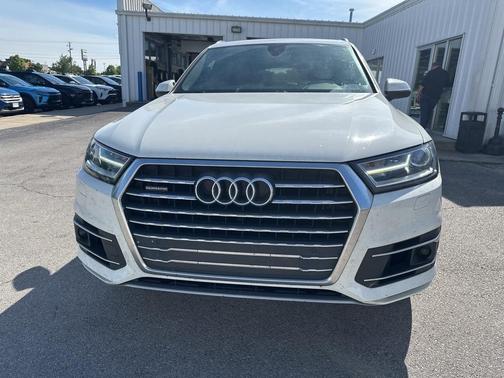 2017 Audi Q7 3.0T Premium Plus