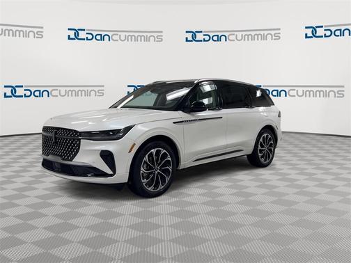 2025 Lincoln Nautilus Reserve