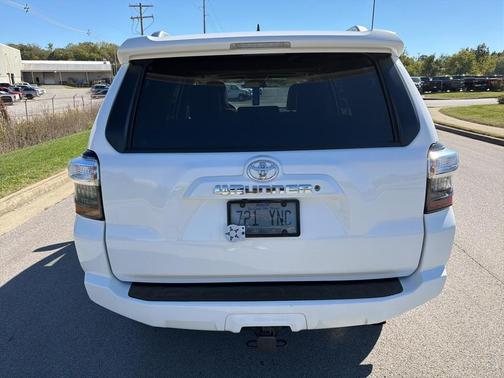 2016 Toyota 4Runner SR5 Premium