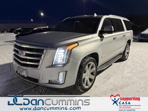 2017 Cadillac Escalade ESV Luxury