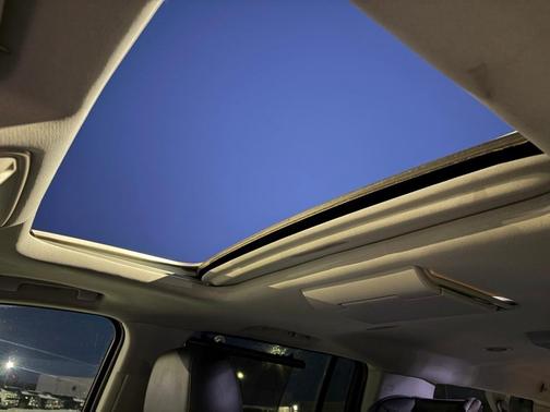 2017 Cadillac Escalade ESV Luxury