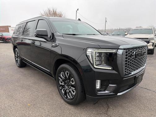 2023 GMC Yukon XL Denali Ultimate