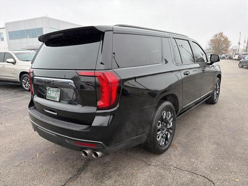 2023 GMC Yukon XL Denali Ultimate