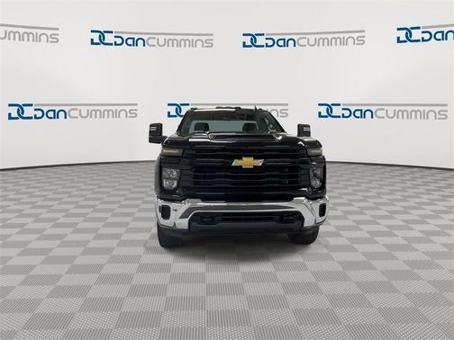 2025 Chevrolet Silverado 3500 WT