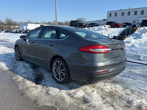 2020 Ford Fusion SEL
