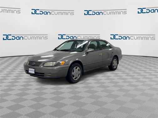 1997 Toyota Camry LE