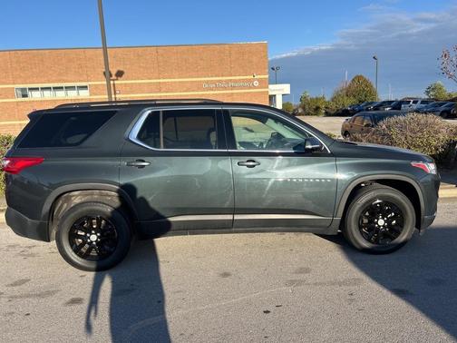 2020 Chevrolet Traverse LT Fleet
