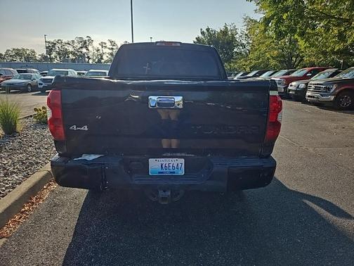 2017 Toyota Tundra SR5