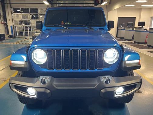 2024 Jeep Gladiator Sport